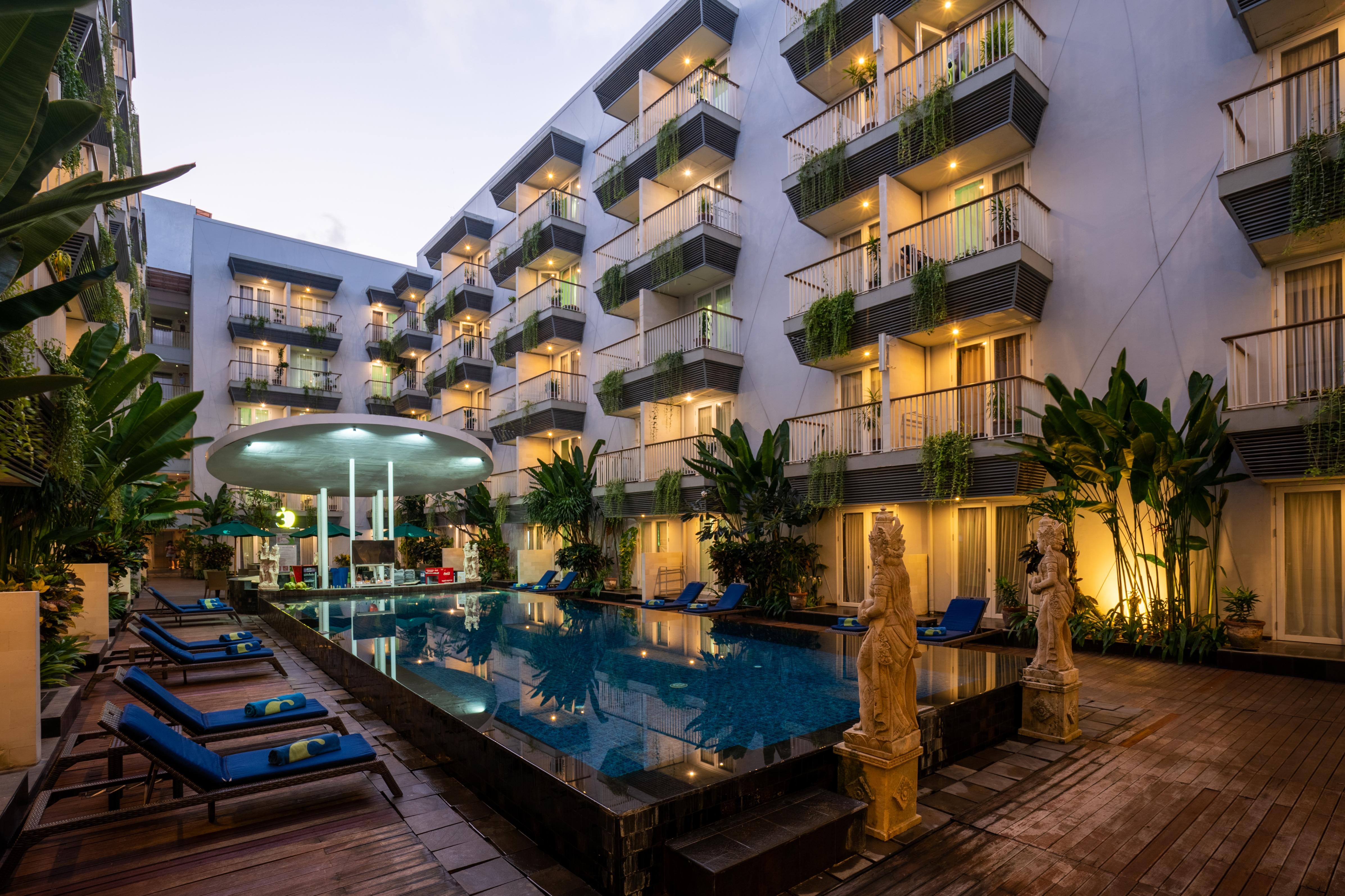 Eden Hotel Кута Экстерьер фото