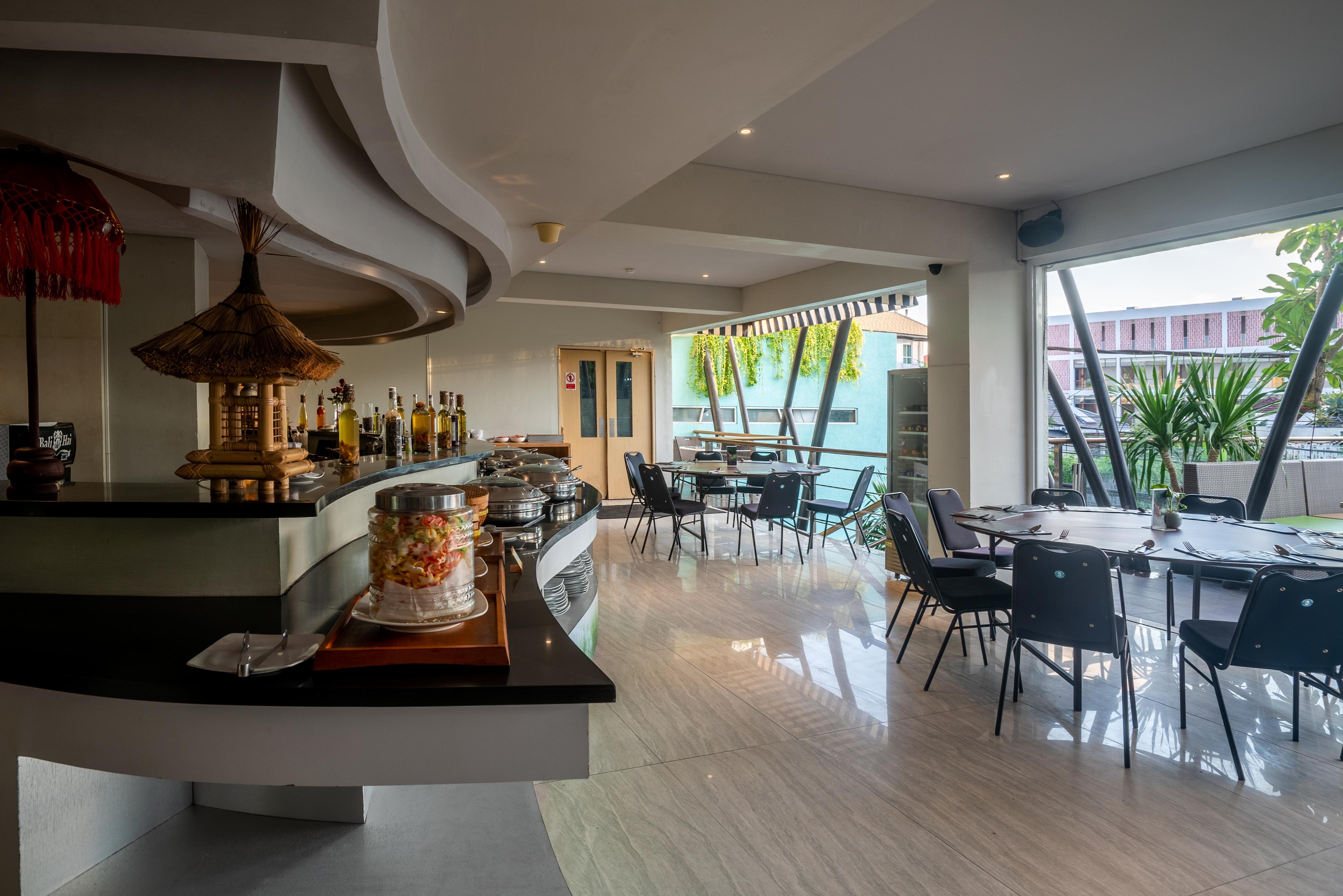 Eden Hotel Кута Экстерьер фото